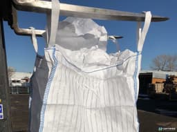 Bulk Bags - FIBC For Sale: New 38x44x60 Vented Bulk Bag Duffle Top Spout Bottom SWL: 2204 Lbs Alberta In Alberta - image 2 Bulk Bags - FIBC For Sale: New 38x44x60 Vented Bulk Bag Duffle Top Spout Bottom SWL: 2204 Lbs Alberta In Alberta - image 2