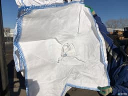 Bulk Bags - FIBC For Sale: New 38x44x60 Vented Bulk Bag Duffle Top Spout Bottom SWL: 2204 Lbs Alberta In Alberta - image 3 Bulk Bags - FIBC For Sale: New 38x44x60 Vented Bulk Bag Duffle Top Spout Bottom SWL: 2204 Lbs Alberta In Alberta - image 3