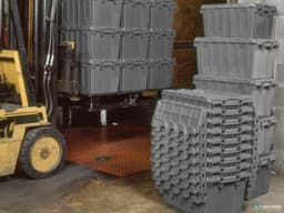 Stack & Nest Totes For Sale: New Grey 26.75x17x9.62 Attached Lid Container Ontario In Ontario - image 3 Stack & Nest Totes For Sale: New Grey 26.75x17x9.62 Attached Lid Container Ontario In Ontario - image 3