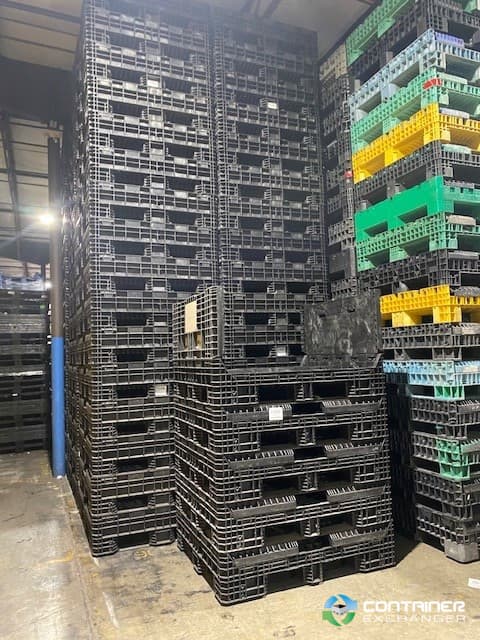Pallet Containers For Sale: Used 56x48x34 Collapsible Bulk Containers with 2 Drop Doors South Carolina In South Carolina - image  1 Pallet Containers For Sale: Used 56x48x34 Collapsible Bulk Containers with 2 Drop Doors South Carolina In South Carolina - image  1