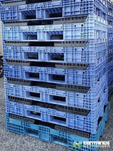 Pallet Containers For Sale: Used 64.5x48x34 Mixed Color 2-Hatch Collapsible Bulk Containers Indiana In Indiana - image 3 Pallet Containers For Sale: Used 64.5x48x34 Mixed Color 2-Hatch Collapsible Bulk Containers Indiana In Indiana - image 3
