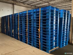 Plastic Pallets For Sale: Used 40x48x6 Heavy Duty Stackable Plastic Pallets Tennessee In Tennessee - image 3 Plastic Pallets For Sale: Used 40x48x6 Heavy Duty Stackable Plastic Pallets Tennessee In Tennessee - image 3