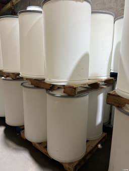 Drums For Sale: Refurbished 55 Gallon White Plastic Drums Open Head with lids Previous Food Grade Missouri In Missouri - image 3 Drums For Sale: Refurbished 55 Gallon White Plastic Drums Open Head with lids Previous Food Grade Missouri In Missouri - image 3