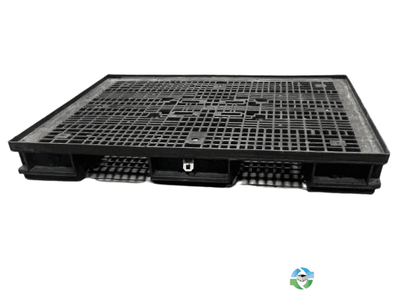 Plastic Pallets For Sale: Refurbished 48x57x5 Heavy Duty HDPE Stackable Plastic Pallets Ontario In Ontario - image 2 Plastic Pallets For Sale: Refurbished 48x57x5 Heavy Duty HDPE Stackable Plastic Pallets Ontario In Ontario - image 2