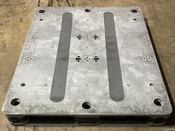 Plastic Pallets For Sale: Used 44x56x5.5 Heavy Duty Plastic Pallets Gray South Carolina In South Carolina - image 2 Plastic Pallets For Sale: Used 44x56x5.5 Heavy Duty Plastic Pallets Gray South Carolina In South Carolina - image 2