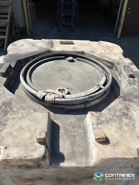 IBC Totes For Sale: Used 275 Gallon AVENGER IBC Tote Non Food Grade Ohio In Ohio - image 3 IBC Totes For Sale: Used 275 Gallon AVENGER IBC Tote Non Food Grade Ohio In Ohio - image 3