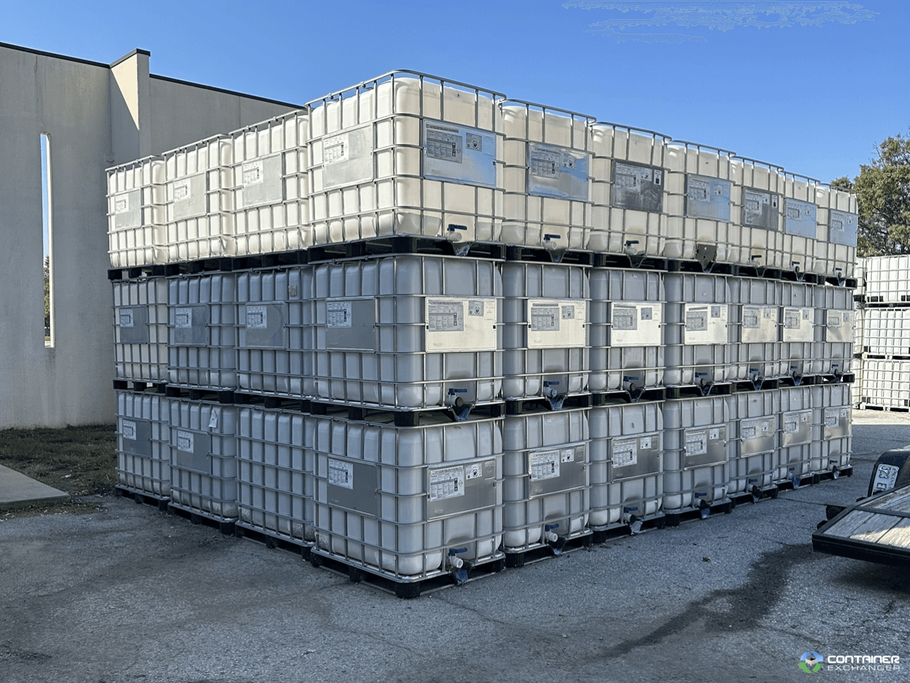 IBC Totes For Sale: Used 275 Gallon IBC Totes Non Food Grade Kansas In Kansas - image 3 IBC Totes For Sale: Used 275 Gallon IBC Totes Non Food Grade Kansas In Kansas - image 3
