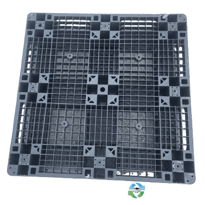 Plastic Pallets For Sale: Used 43.5x43.5x6 Plastic Pallets Light Duty Ohio In Ohio - image 1 Plastic Pallets For Sale: Used 43.5x43.5x6 Plastic Pallets Light Duty Ohio In Ohio - image 1