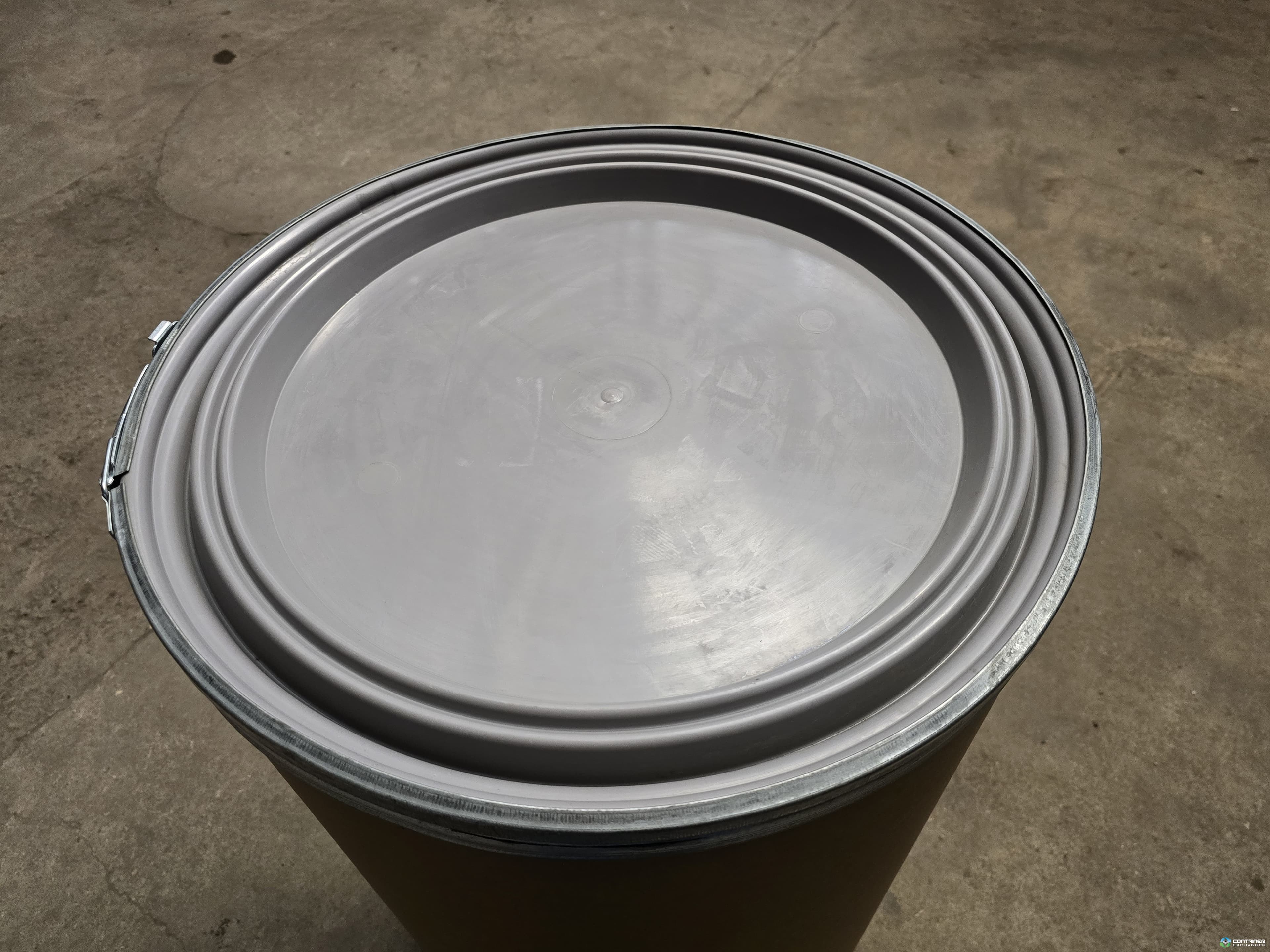Drums For Sale: Reconditioned 57 Gallon Fiber Drums with Covers and Rings Food Grade Illinois In Illinois - image 2 Drums For Sale: Reconditioned 57 Gallon Fiber Drums with Covers and Rings Food Grade Illinois In Illinois - image 2