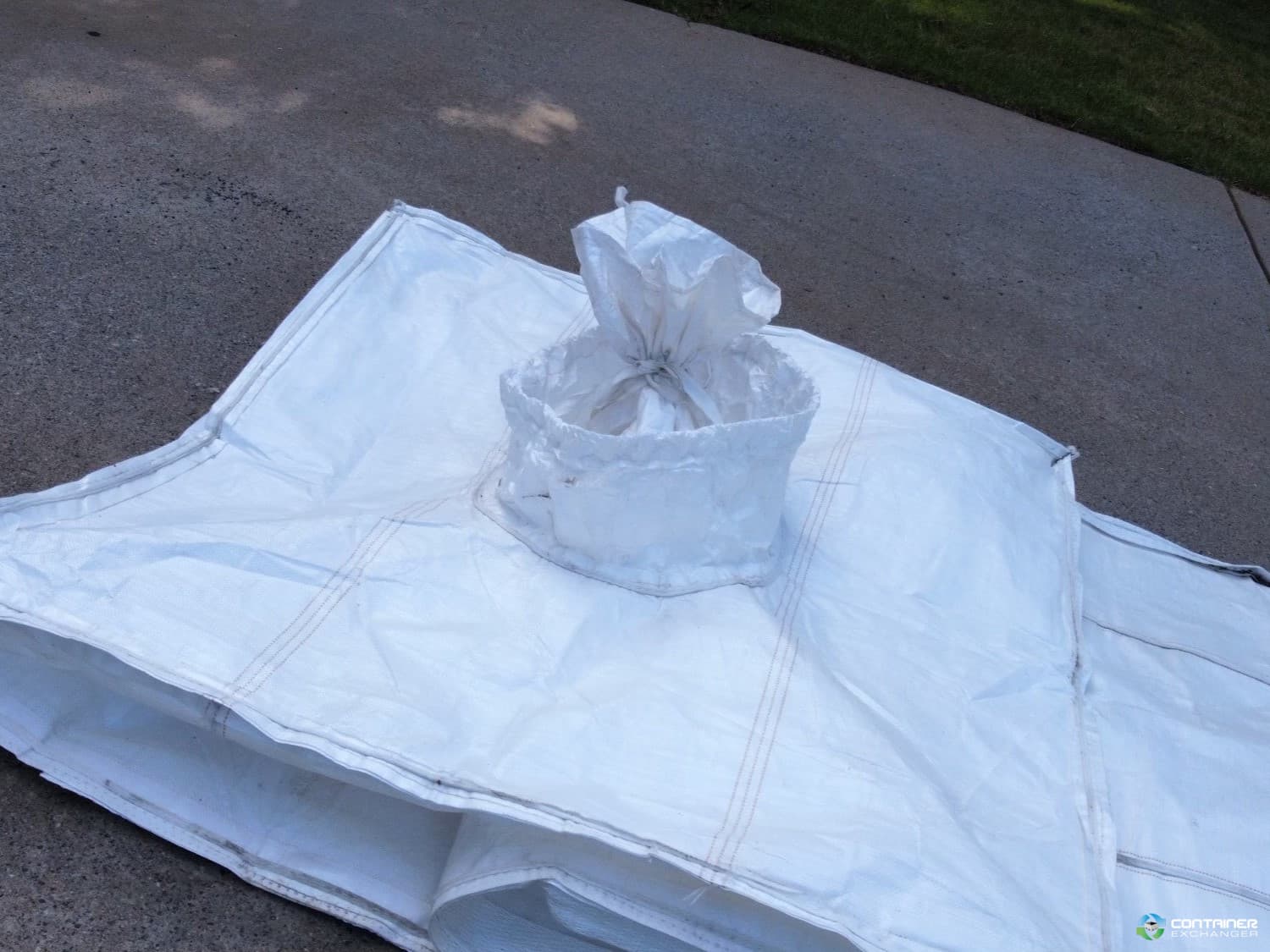 Bulk Bags - FIBC For Sale: Used 43x43x80 Spout Top Spout Bottom Bulk Bags Coated Georgia In Georgia - image 2 Bulk Bags - FIBC For Sale: Used 43x43x80 Spout Top Spout Bottom Bulk Bags Coated Georgia In Georgia - image 2