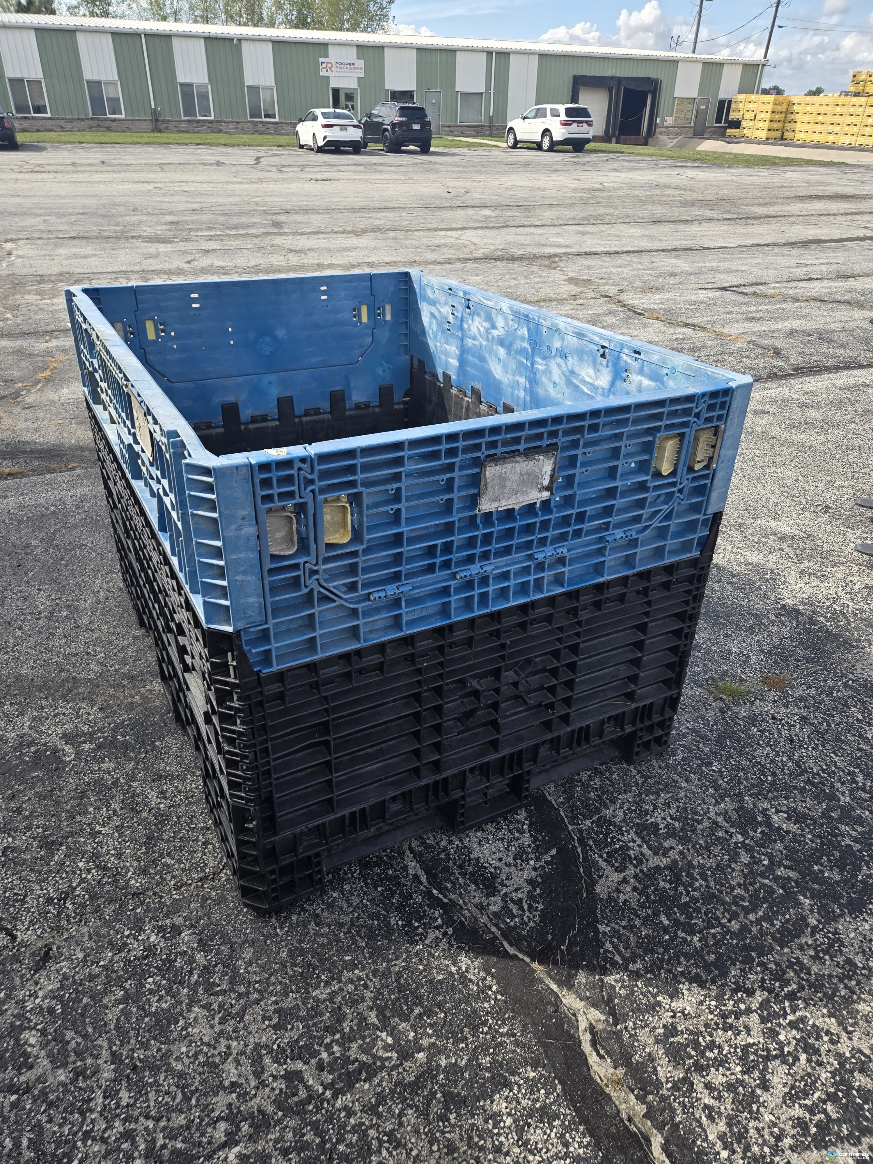 Pallet Containers For Sale: Refurbished 64x48x41 Bulk Containers 2 Drop Doors on 48" Sides Ohio In Ohio - image 2 Pallet Containers For Sale: Refurbished 64x48x41 Bulk Containers 2 Drop Doors on 48" Sides Ohio In Ohio - image 2