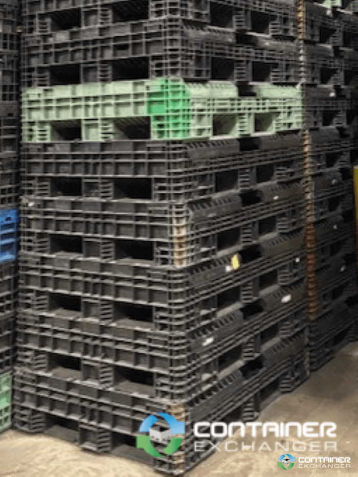 Pallet Containers For Sale: Used 56x48x34 Collapsible Bulk Containers w. Drop Doors Mixed Colors Michigan In Michigan - image 3 Pallet Containers For Sale: Used 56x48x34 Collapsible Bulk Containers w. Drop Doors Mixed Colors Michigan In Michigan - image 3