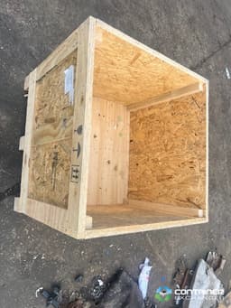 Wood Crates For Sale: Used 30x30x28.5 Pine Wood Crate with Lids Tennessee In Tennessee - image 3 Wood Crates For Sale: Used 30x30x28.5 Pine Wood Crate with Lids Tennessee In Tennessee - image 3