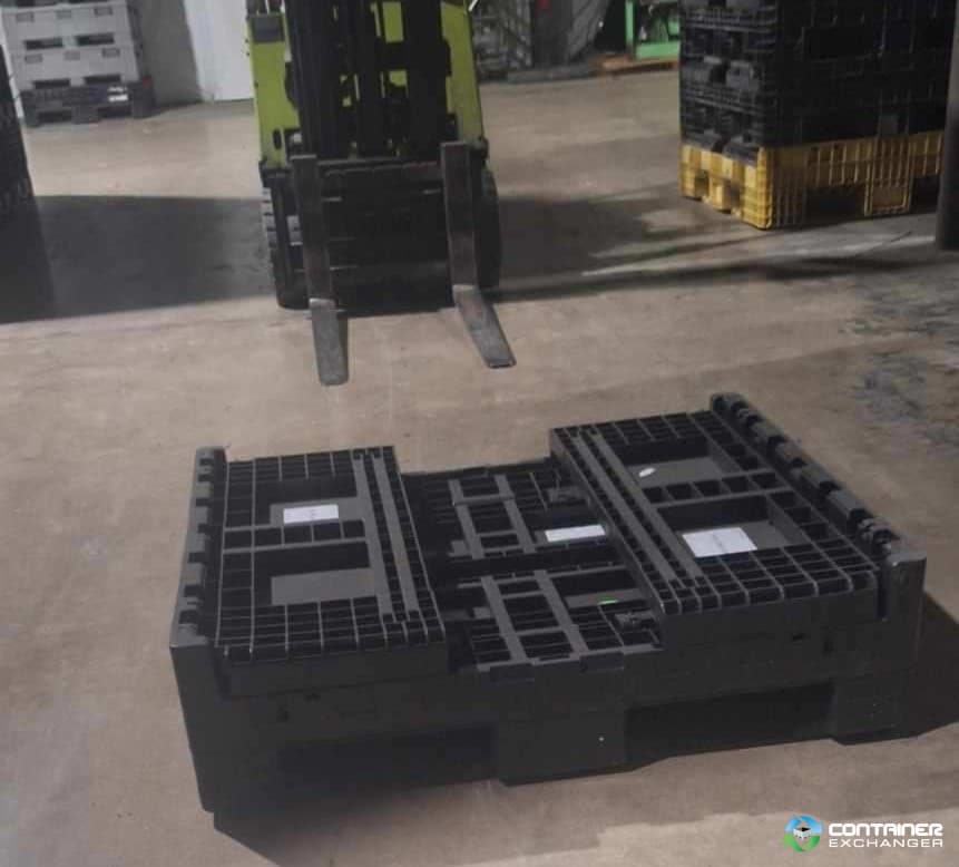 Pallet Containers For Sale: Refurbished 44.5x48x27 Collapsible Bulk Containers with Drop Doors Indiana In Indiana - image 3 Pallet Containers For Sale: Refurbished 44.5x48x27 Collapsible Bulk Containers with Drop Doors Indiana In Indiana - image 3