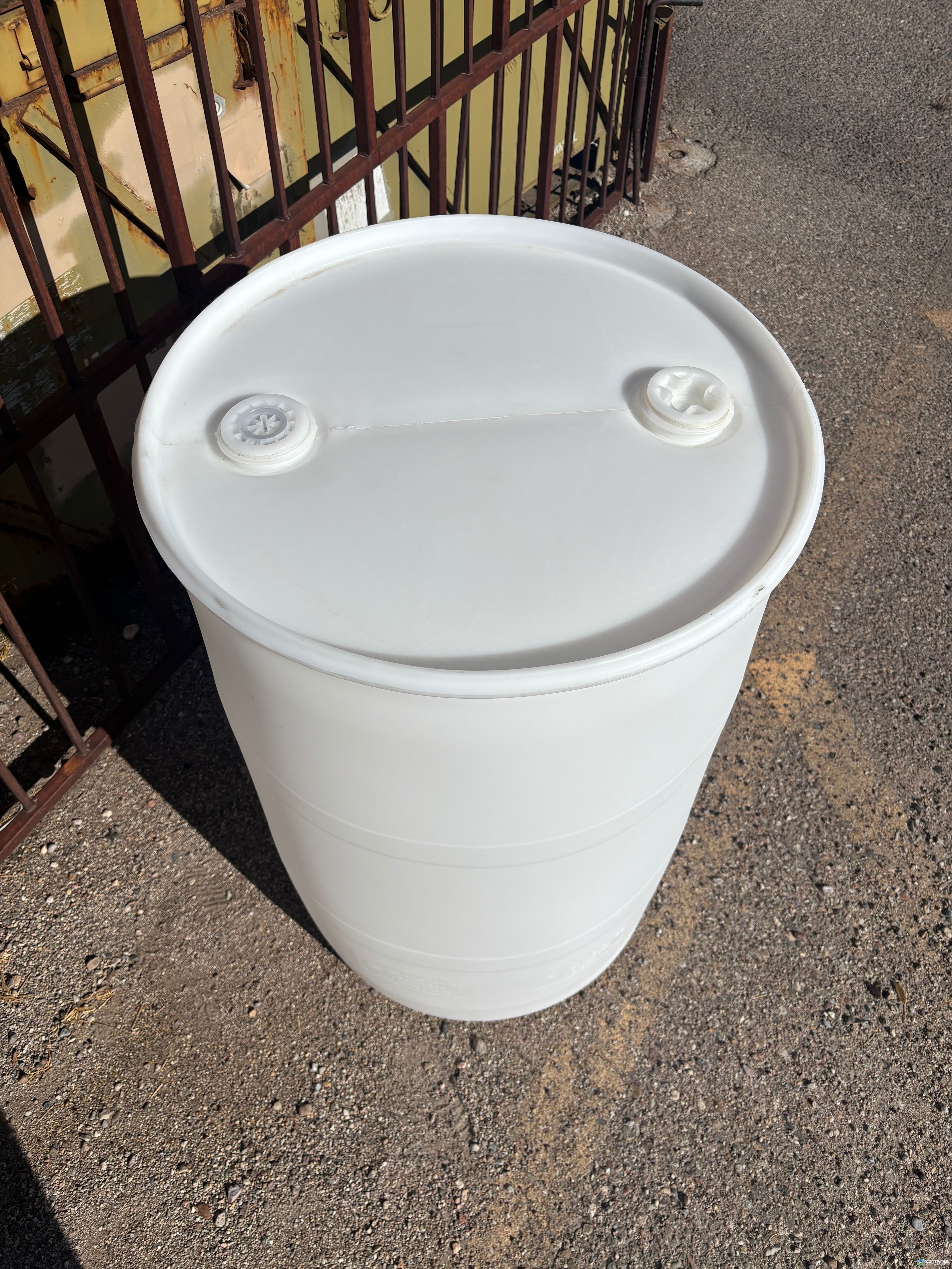 Drums For Sale: Used 55 Gallon Plastic Drums White Non Food Grade Close Top Arizona In Arizona - image 2 Drums For Sale: Used 55 Gallon Plastic Drums White Non Food Grade Close Top Arizona In Arizona - image 2