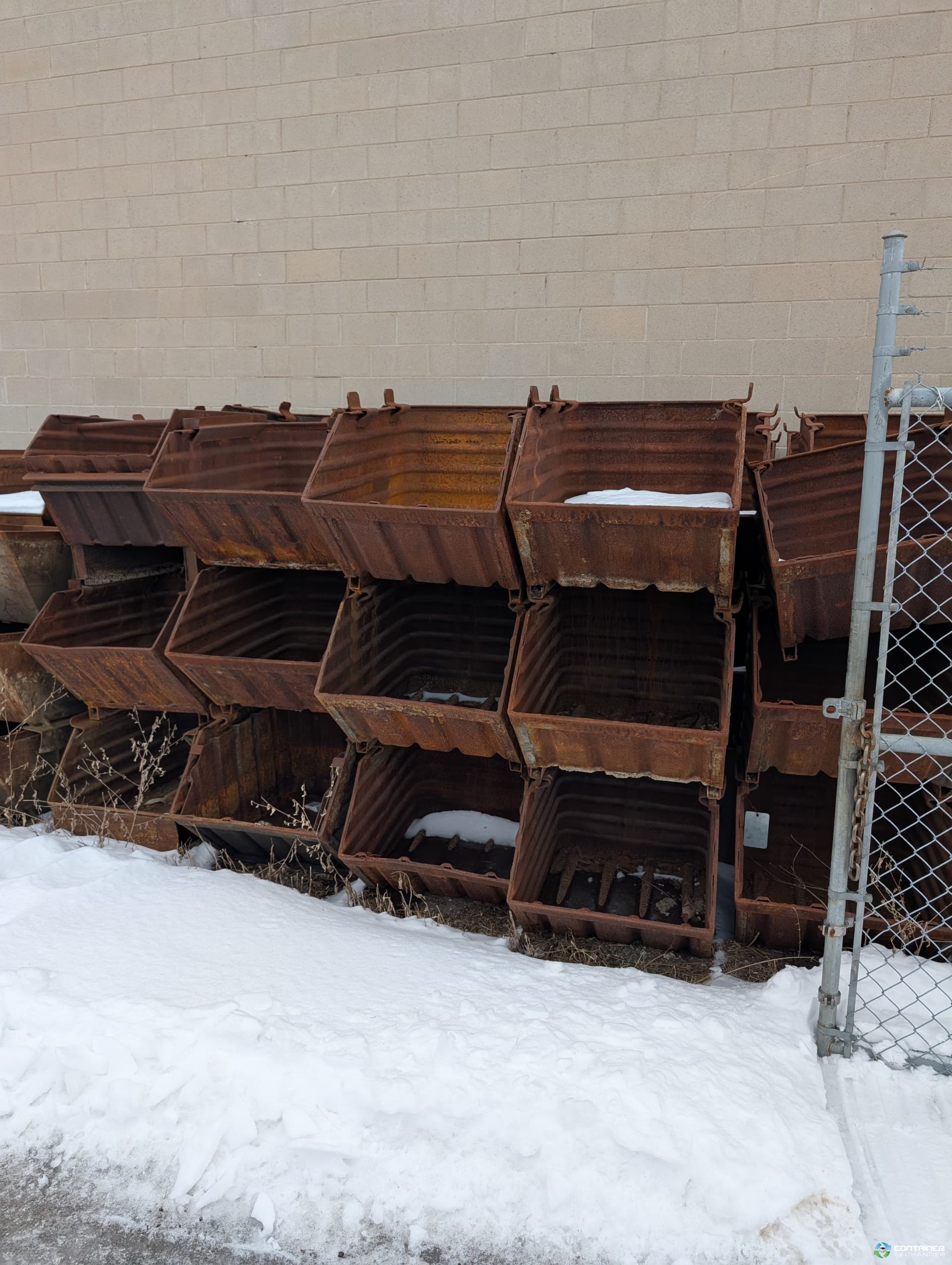 Metal Bins For Sale: Used 37x25x20 Solid Corrugated Metal Bins In Ontario - image  2 Metal Bins For Sale: Used 37x25x20 Solid Corrugated Metal Bins In Ontario - image  2