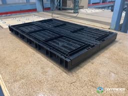 Stacking Totes For Sale: Used 23.5x15.75x12.5 Collapsible Stacking Totes Connecticut In Connecticut - image 3 Stacking Totes For Sale: Used 23.5x15.75x12.5 Collapsible Stacking Totes Connecticut In Connecticut - image 3