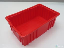 Stacking Totes For Sale: Used 16.5x11x6 Red And Blue Divider Boxes Texas In Texas - image 2 Stacking Totes For Sale: Used 16.5x11x6 Red And Blue Divider Boxes Texas In Texas - image 2