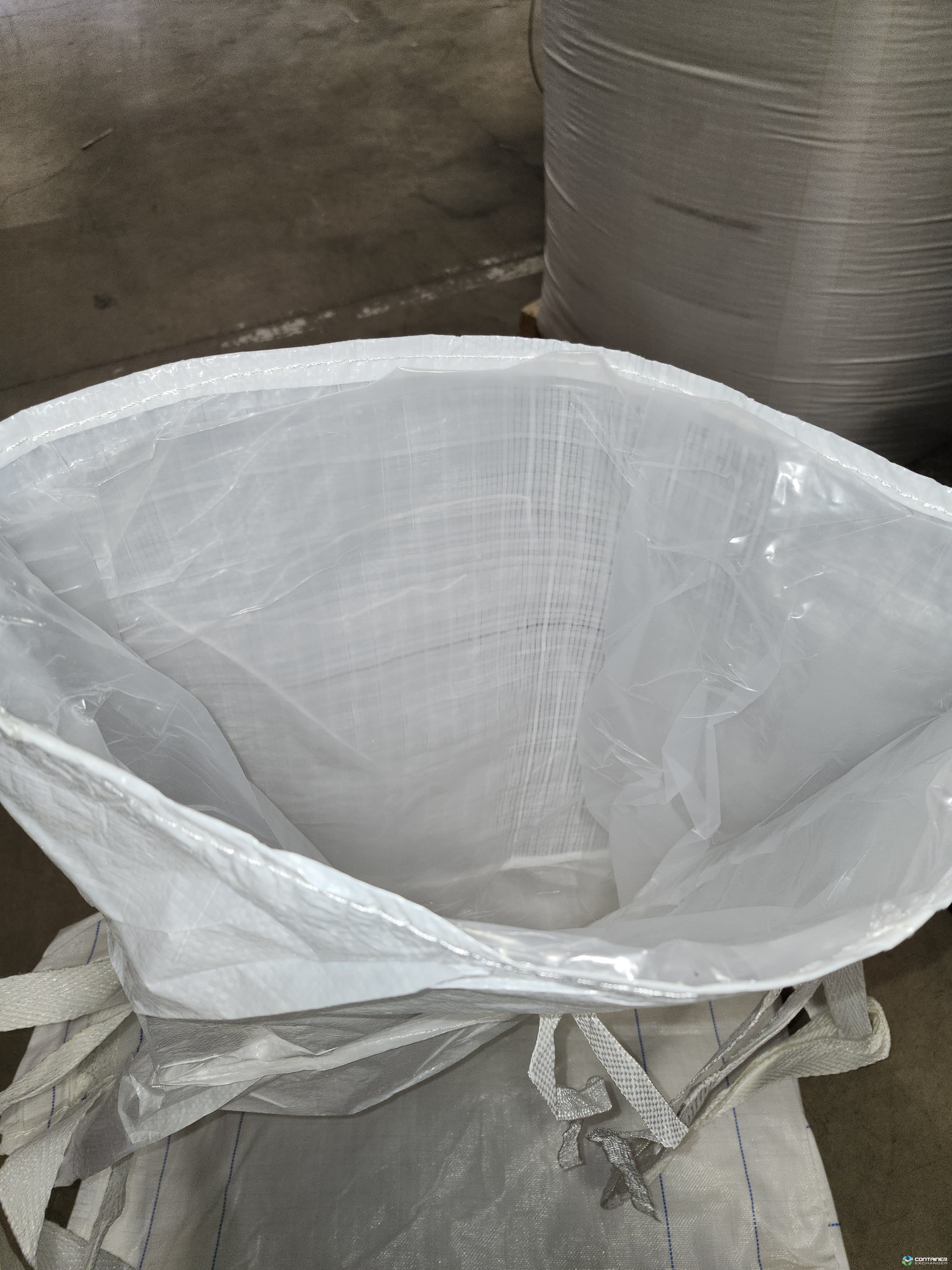 Bulk Bags - FIBC For Sale: NEW 35x35x42 Spout Top Spout Bottom Bulk Bags-FIBC Alberta In Alberta - image 3 Bulk Bags - FIBC For Sale: NEW 35x35x42 Spout Top Spout Bottom Bulk Bags-FIBC Alberta In Alberta - image 3