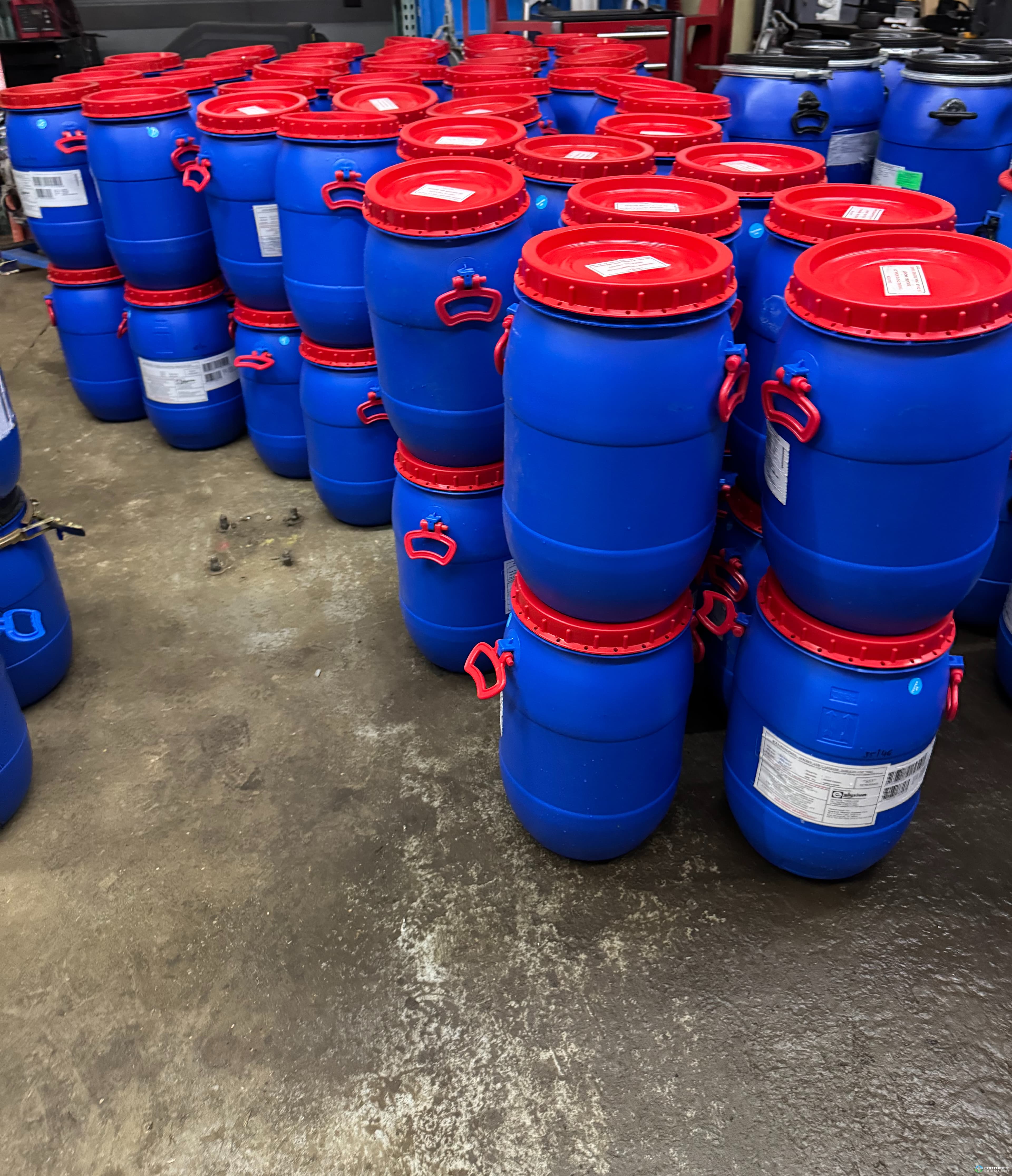 Drums For Sale: Refurbished 8 Gallon Plastic Drum with Detachable Twist Lid - Previous Food Grade New York In New York - image 3 Drums For Sale: Refurbished 8 Gallon Plastic Drum with Detachable Twist Lid - Previous Food Grade New York In New York - image 3