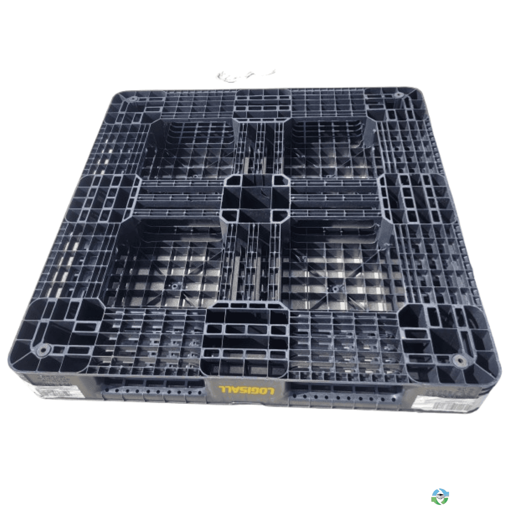 Plastic Pallets For Sale: Used 43x43x5 Plastic Pallets Kentucky In Kentucky - image 1 Plastic Pallets For Sale: Used 43x43x5 Plastic Pallets Kentucky In Kentucky - image 1