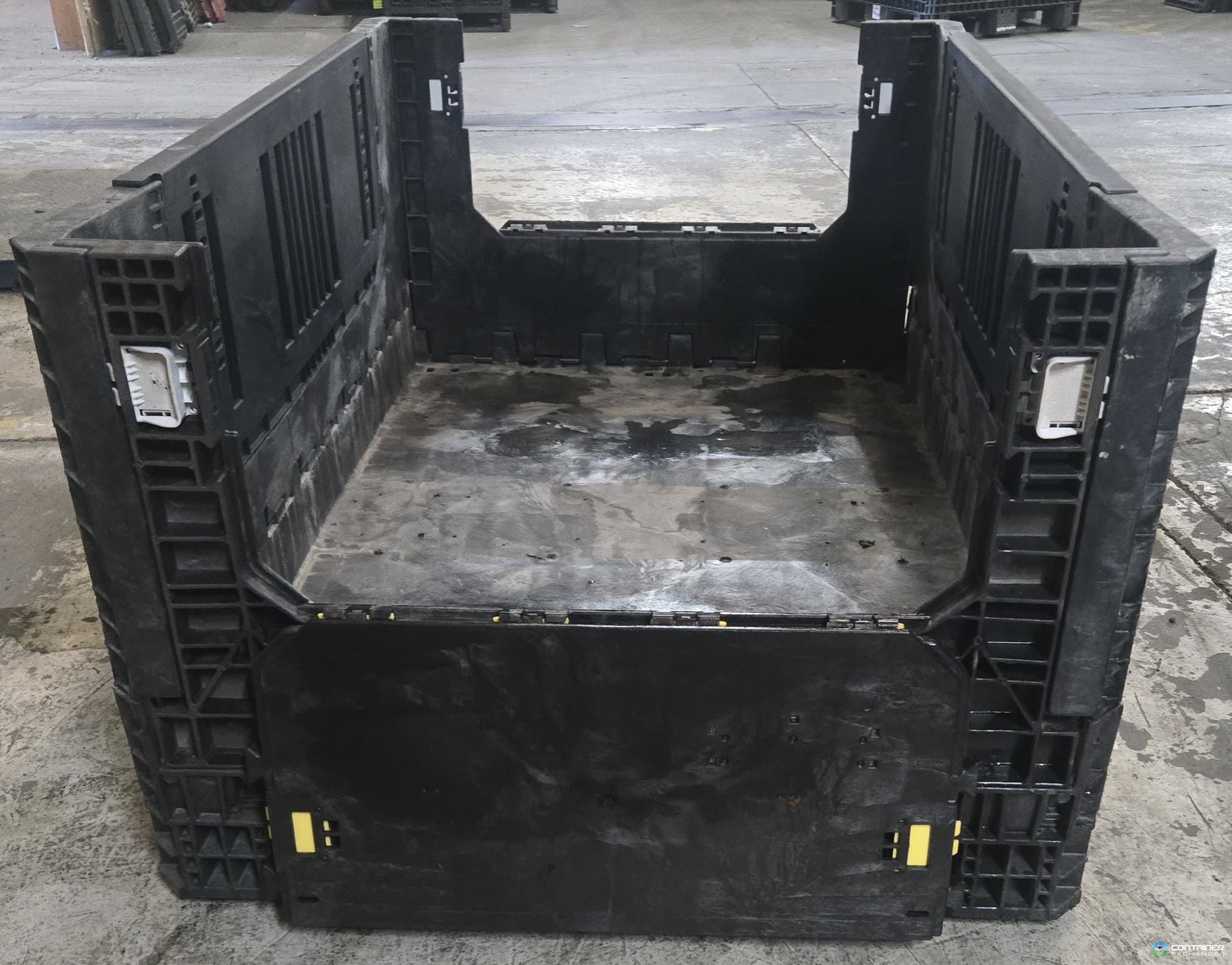 Pallet Containers For Sale: Refurbished 70x48x34 Collapsible Bulk Container with (2) Drop Doors Ohio In Ohio - image  3 Pallet Containers For Sale: Refurbished 70x48x34 Collapsible Bulk Container with (2) Drop Doors Ohio In Ohio - image  3