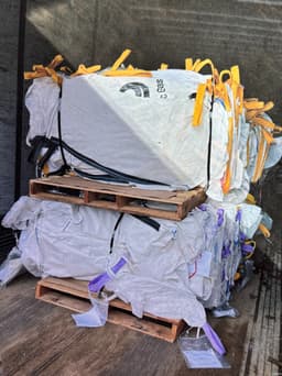 Bulk Bags - FIBC For Sale: Used 42.5x42.5x45 Spout Top and Bottom with Draw String Bulk Bags Tennessee In Tennessee - image 2 Bulk Bags - FIBC For Sale: Used 42.5x42.5x45 Spout Top and Bottom with Draw String Bulk Bags Tennessee In Tennessee - image 2