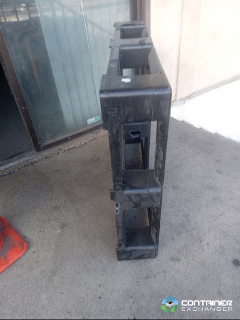 Plastic Pallets For Sale: Used 40x32x7 Heavy Duty Plastic Pallets Tennessee In Tennessee - image 2 Plastic Pallets For Sale: Used 40x32x7 Heavy Duty Plastic Pallets Tennessee In Tennessee - image 2