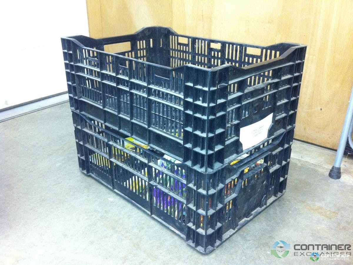 Stacking Totes For Sale: Used 24x16x9 Plastic Stacking Totes Michigan In Michigan - image 2