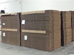 Gaylord Boxes For Sale: New 48x40x36 3 Wall Full Bottom Gaylord Boxes with lids Minnesota In Minnesota - image 2 Gaylord Boxes For Sale: New 48x40x36 3 Wall Full Bottom Gaylord Boxes with lids Minnesota In Minnesota - image 2