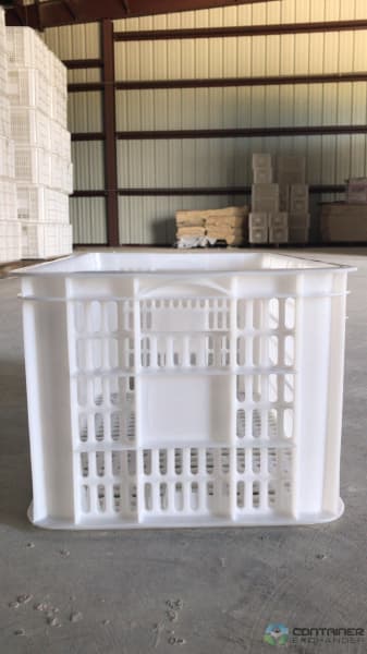 Stacking Totes For Sale: New 21”x14.5”x11” Plastic Stacking Tote In Florida - image 2 Stacking Totes For Sale: New 21”x14.5”x11” Plastic Stacking Tote In Florida - image 2