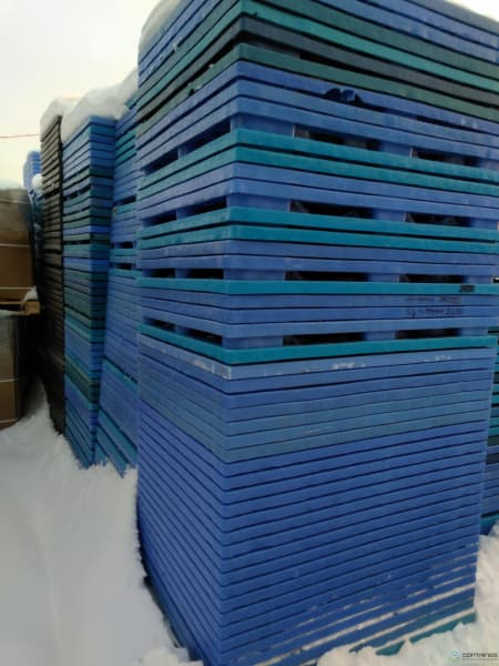 Plastic Pallets For Sale: Used 48x40x5.5 Nestable Shipping Pallets In Ontario - image 1 Plastic Pallets For Sale: Used 48x40x5.5 Nestable Shipping Pallets In Ontario - image 1