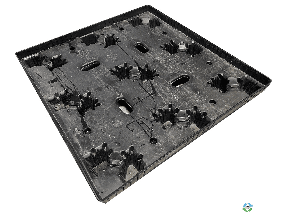 Plastic Pallets For Sale: Refurbished 48x45x5 Stackable and Nestable Mirror Image Plastic Pallets with Belts In Ohio - image  1 Plastic Pallets For Sale: Refurbished 48x45x5 Stackable and Nestable Mirror Image Plastic Pallets with Belts In Ohio - image  1