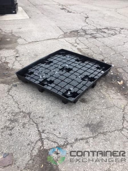 Plastic Pallets For Sale: Used 48x45 Plastic Nesting Pallets In Ohio - image  3 Plastic Pallets For Sale: Used 48x45 Plastic Nesting Pallets In Ohio - image  3