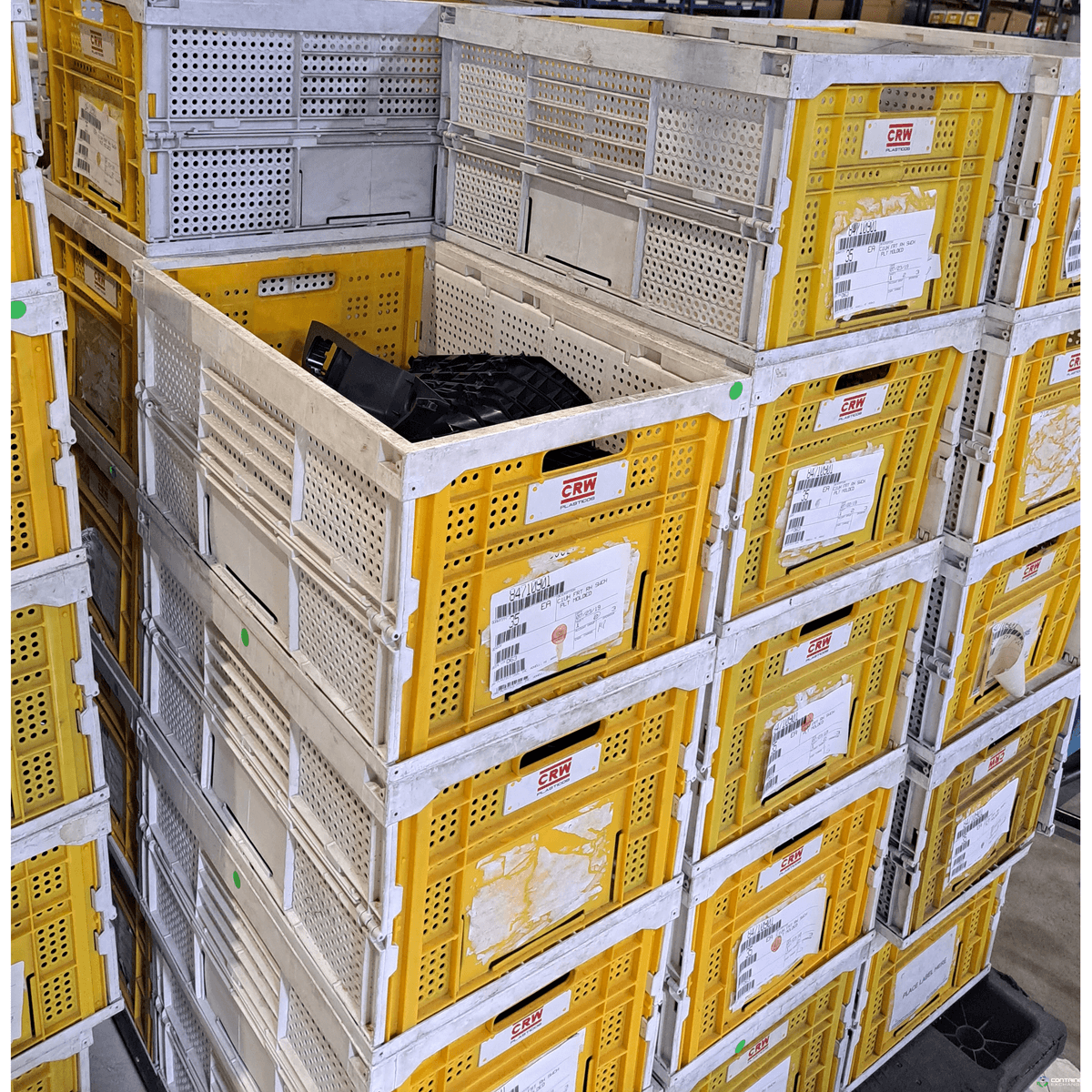 Used Stackable Plastic Totes Used 24x16x12 Collapsible Totes Michigan | Container Exchanger