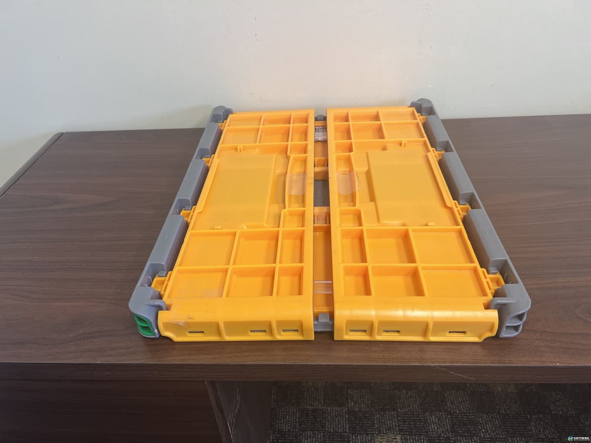 Used 19x15x7.25 Collapsible Plastic Stacking Totes GA